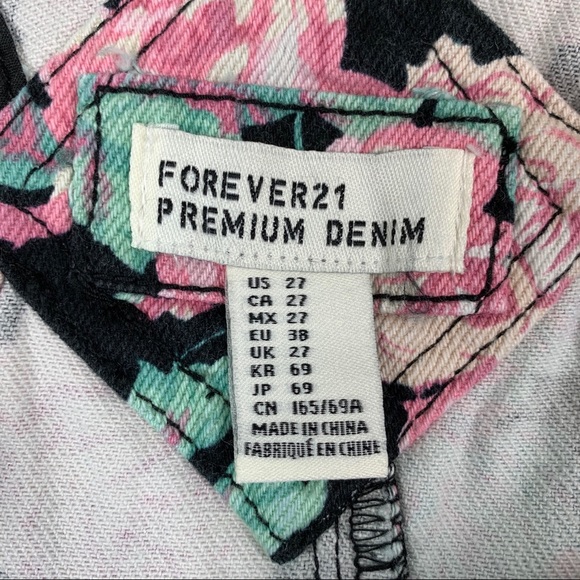 Forever21 Women’s Floral Distressed Short Overalls - Picture 8 of 8